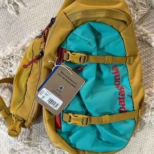 Patagonia Atom Sling 8L NWT